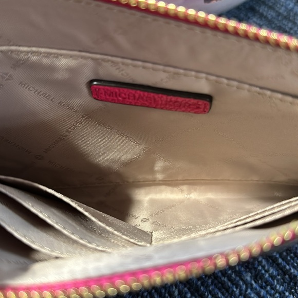 🌟 MICHAEL KORS Jet Set Large Zip Clutch Wristlet - Leather, Model D1191 🌟 - Picture 6 of 6